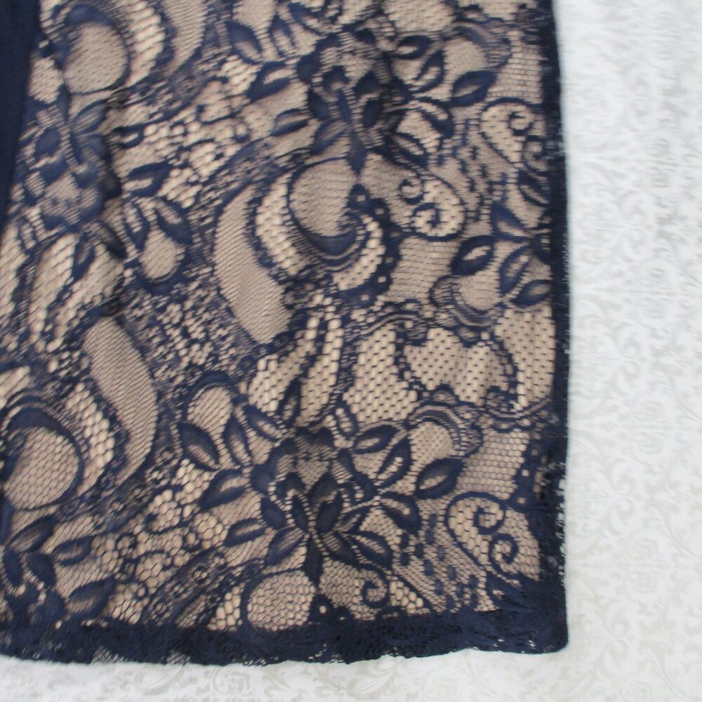 CANDALITE Petite Party Dress NWT Size Medium - Picture 8 of 9